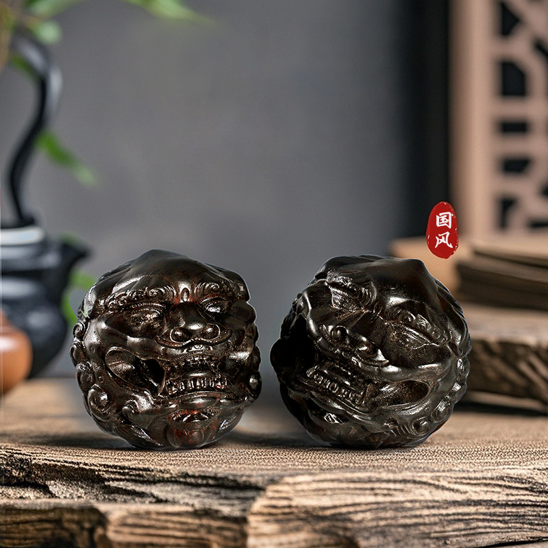 중국산 흑단목으로 조각된 깨어난 사자 모양 손 마사지  - Art Craft Furniture 리뷰 및 가격